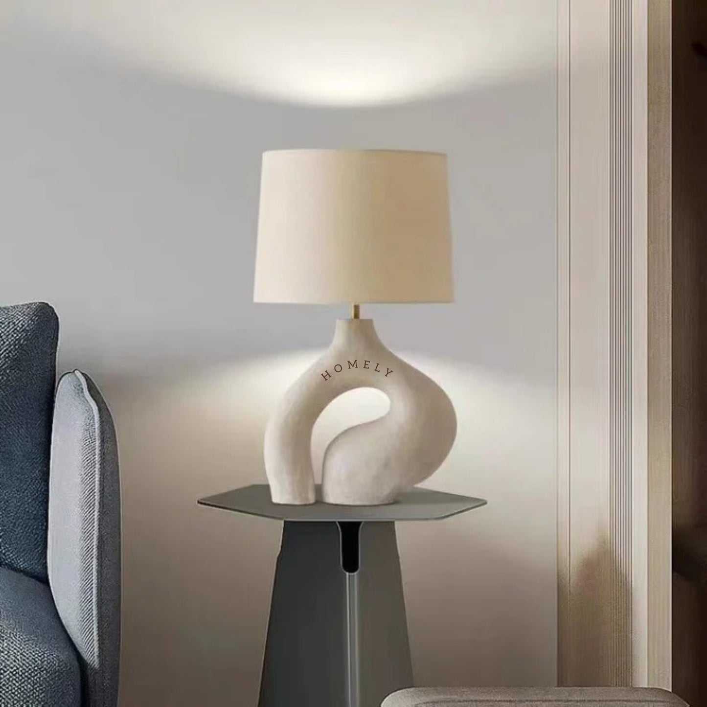 Sculpted Serenity Table Lamp